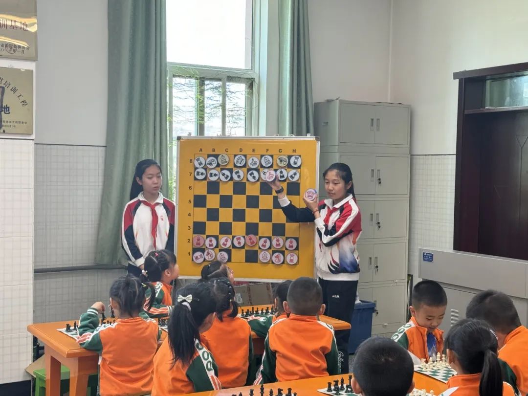 【特色活动】小学初体验  衔接促成长——安宁区幼儿园幼小衔接系列活动之走进小学 第10张