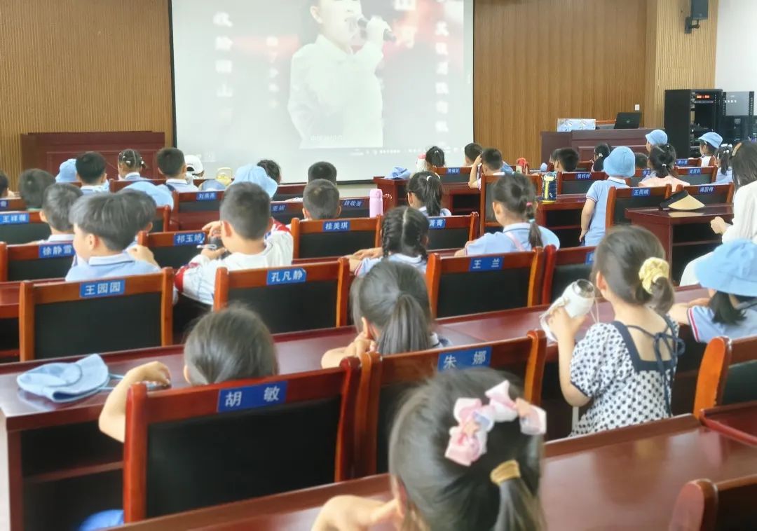 小学初体验 衔接促成长|国宾府幼儿园大班参访淮师附小山南第十五小学 第31张