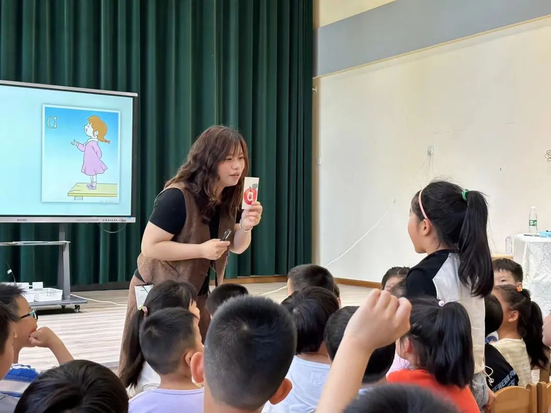 小学老师进班级  共筑梦想新起点——通师一附万濠星城幼儿园大班年级组小学老师进班级暨幼小衔接活动(七) 第11张