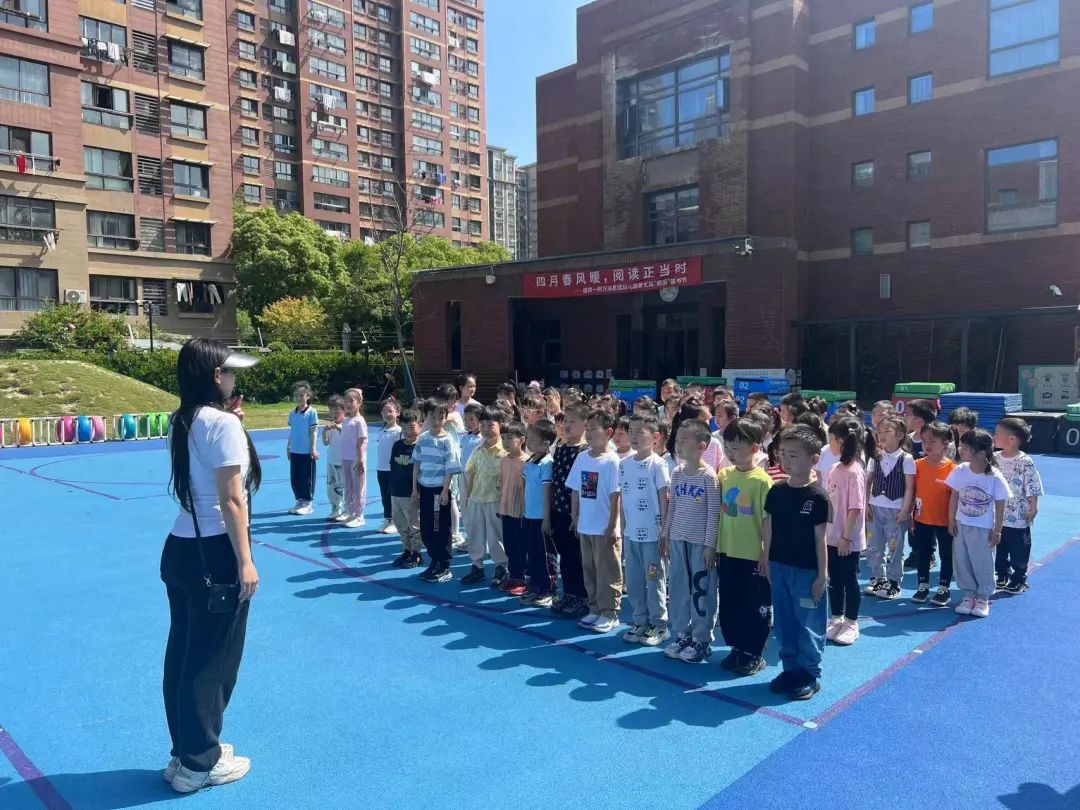 小学老师进班级  共筑梦想新起点——通师一附万濠星城幼儿园大班年级组小学老师进班级暨幼小衔接活动(七) 第19张