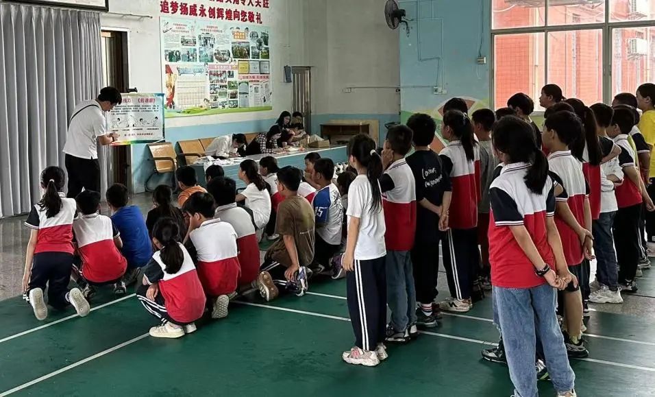 “教”学相长  砥志“研”思——洪濑中心小学举行2024年春季第二场教学开放日活动 第11张