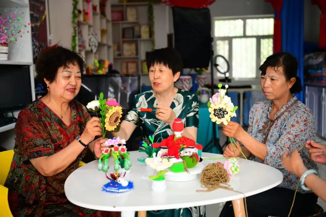 金榜题名时!“高考经济”带火合作社饰品 第2张