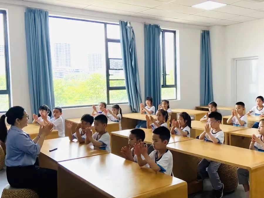 你好,小学!丨南昌市红谷滩区香域尚城幼儿园2024年参观小学活动 第37张