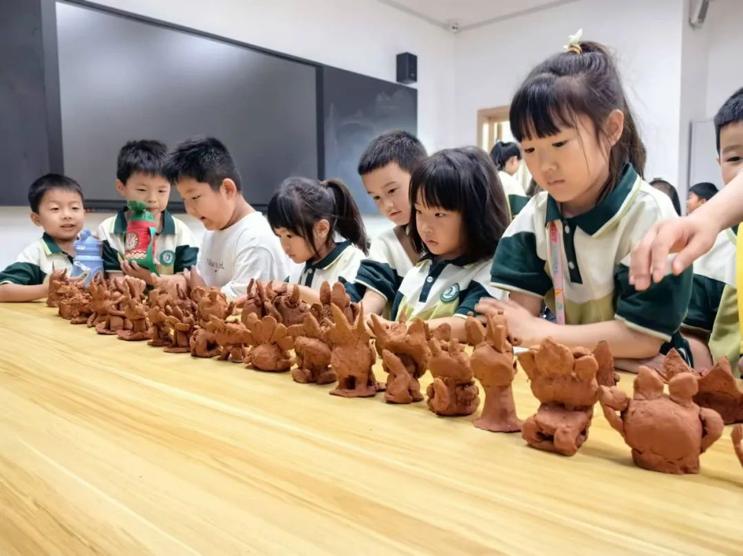 遇见文华 探秘小学 ——中牟县淳泽路幼儿园参观小学幼小衔接实践活动 第46张