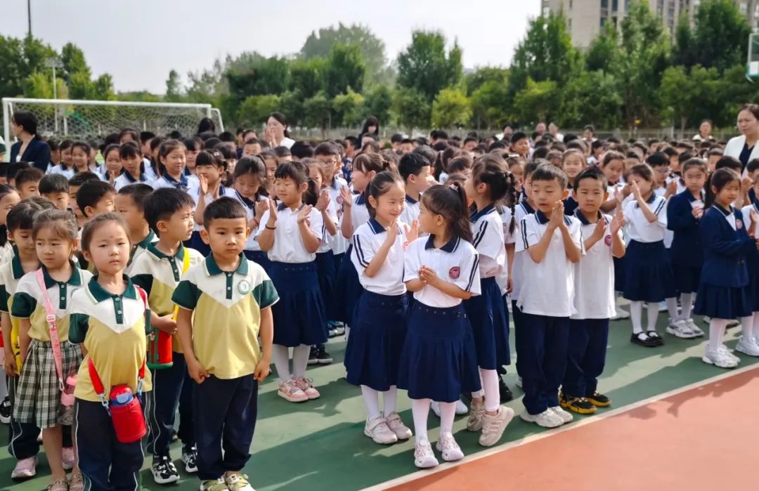 遇见文华 探秘小学 ——中牟县淳泽路幼儿园参观小学幼小衔接实践活动 第13张