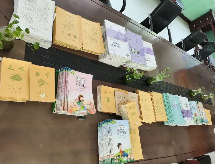 源汇区问十乡曹店小学:凝心聚力研教学 常规检查促提升——开展教学常规检查 第3张