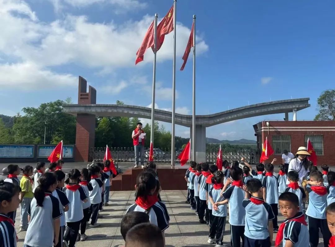 浯口中心小学一年一度的“小孝星”表彰活动 第4张