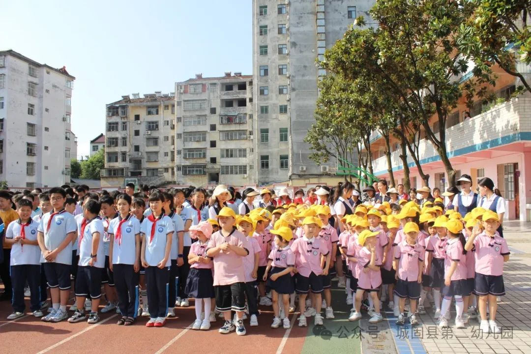 【二幼保教动态】初探小学  “幼”见成长——城固县第二幼儿园幼小衔接活动二之参观小学 第25张