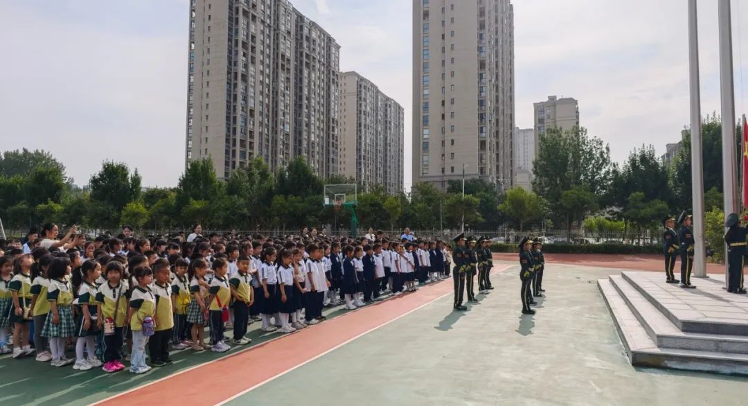 遇见文华 探秘小学 ——中牟县淳泽路幼儿园参观小学幼小衔接实践活动 第12张