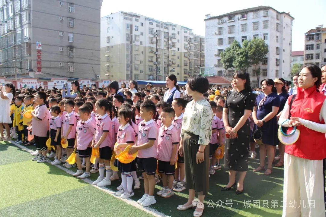 【二幼保教动态】初探小学  “幼”见成长——城固县第二幼儿园幼小衔接活动二之参观小学 第22张