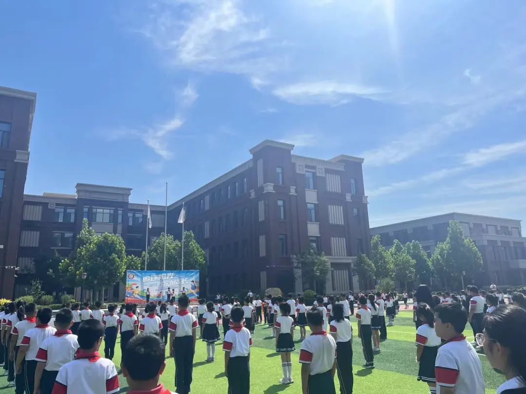 初探小学 共绘成长——金艺小学携手恒逸华庭幼儿园开展幼小衔接活动 第5张