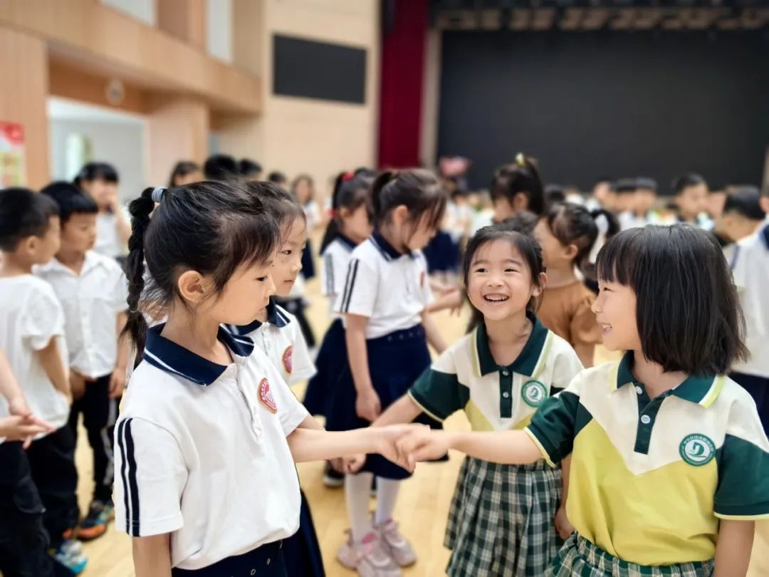 遇见文华 探秘小学 ——中牟县淳泽路幼儿园参观小学幼小衔接实践活动 第18张