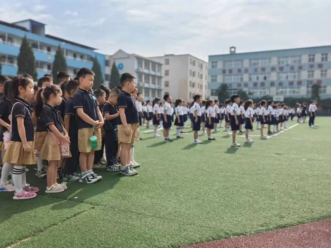 【幼小衔接】“启航 · 前方是小学”——西铁幼儿园幼小衔接系列活动(一) 第13张