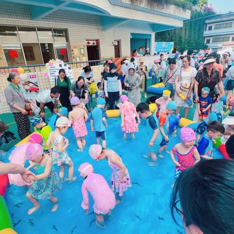 欢乐儿童节|在实验小学幼儿园以水为伴 玩嗨水世界 第31张