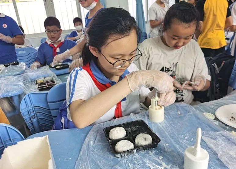 “劳动最光荣” —— 梅山小学学生劳动素养提升系列活动纪实 第215张