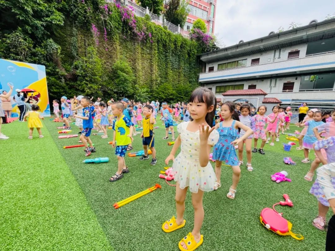 欢乐儿童节|在实验小学幼儿园以水为伴 玩嗨水世界 第15张