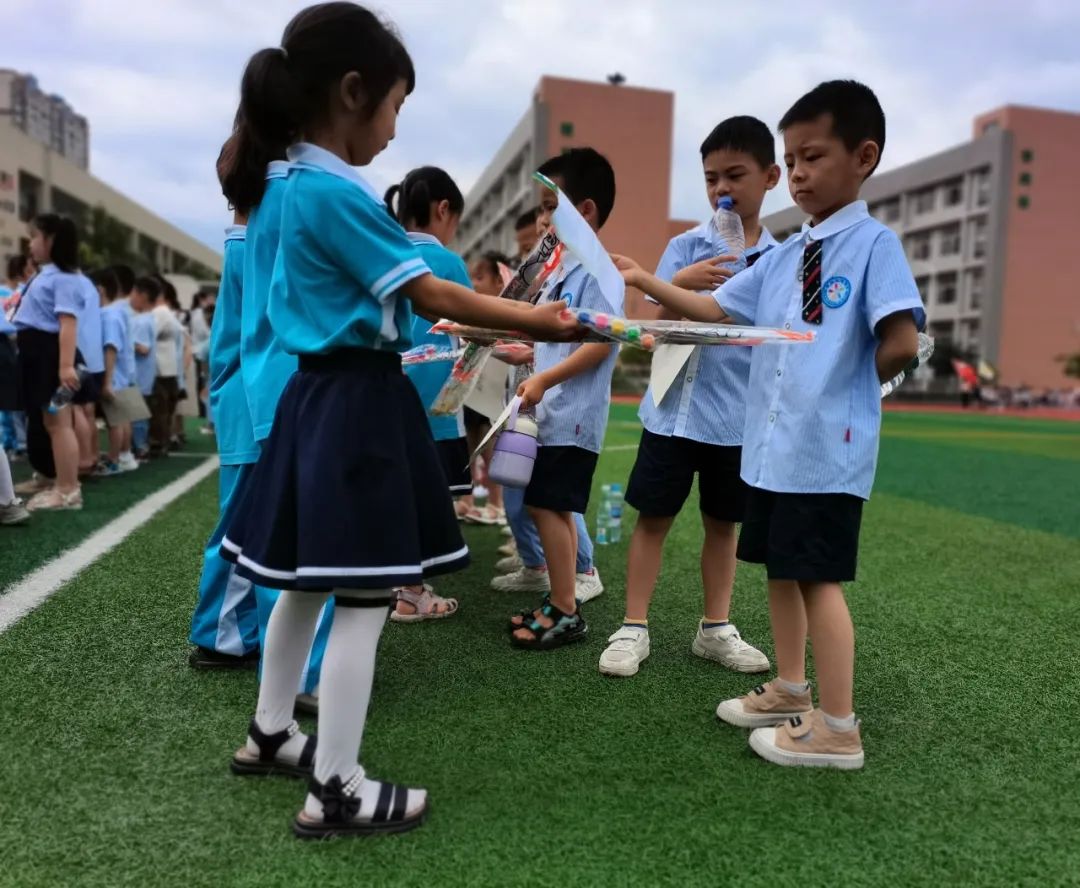 小学初体验,衔接助成长——龙南市龙洲小学幼小衔接之参观校园活动 第36张