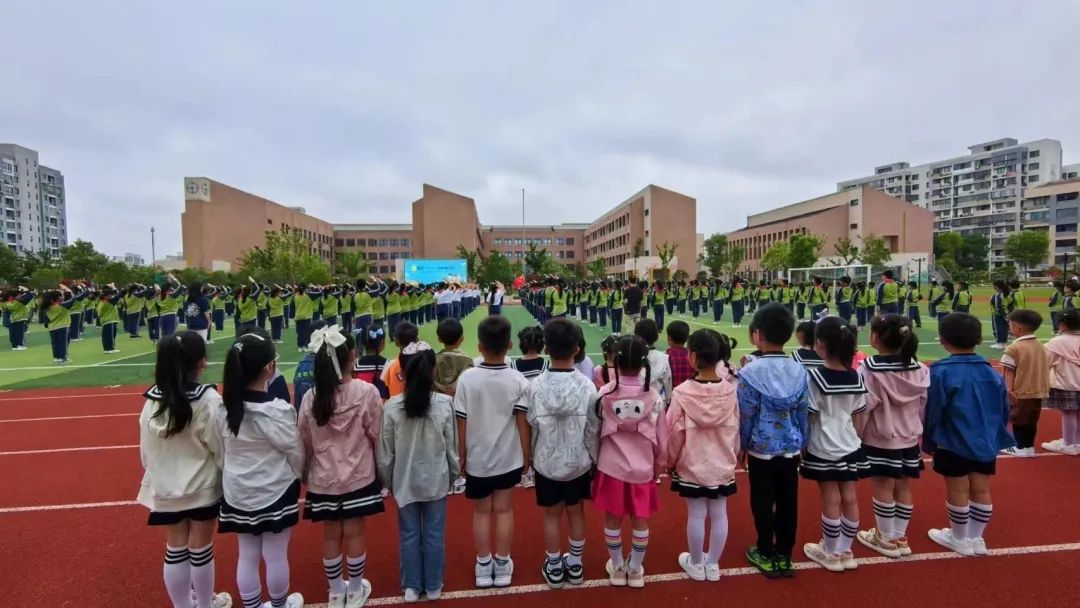 【靖海之星教育集团】【幼儿成长】走进小学,初探成长——彭镇幼儿园大班组参观小学活动 第12张