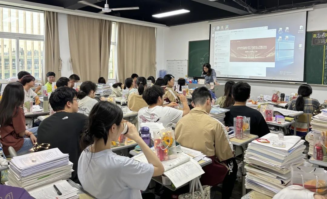 再战十日,圆梦高考|三联高复举行高考冲刺10天主题班会 第10张