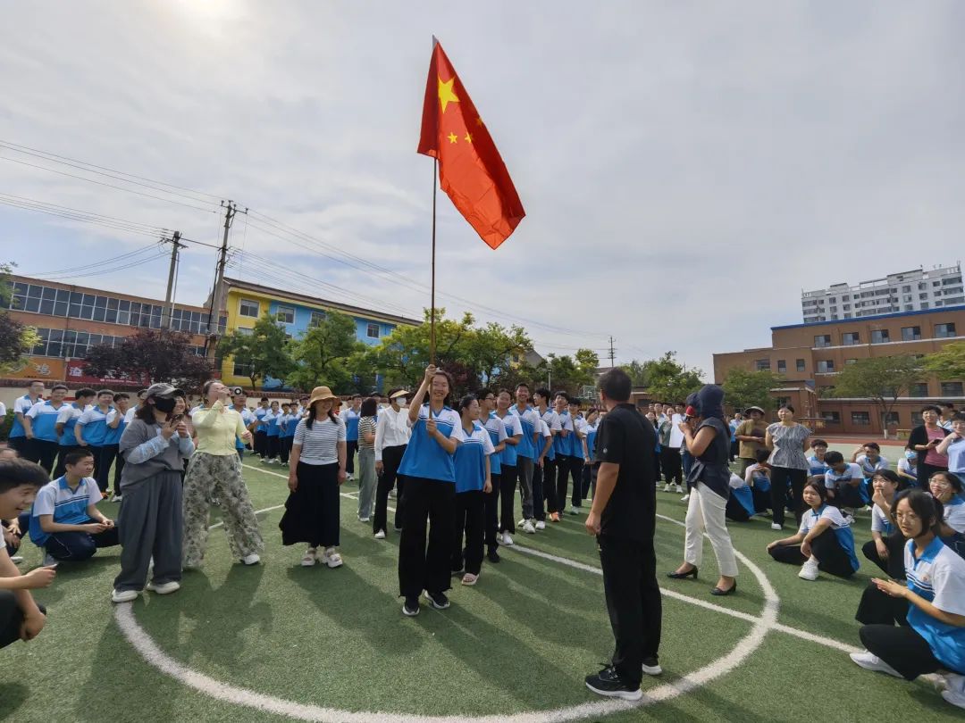 凝心聚力 决胜中考 | 稷峰二中初三学生考前团辅活动 第21张