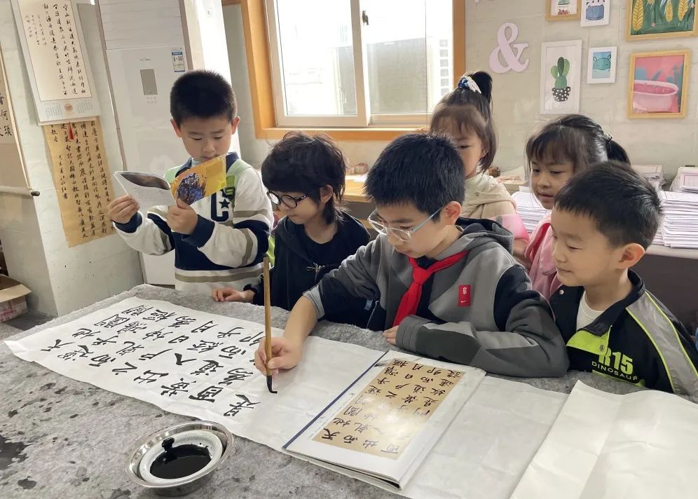 小学初体验  衔接促成长——杭州市吴山幼儿园走进小学活动 第9张