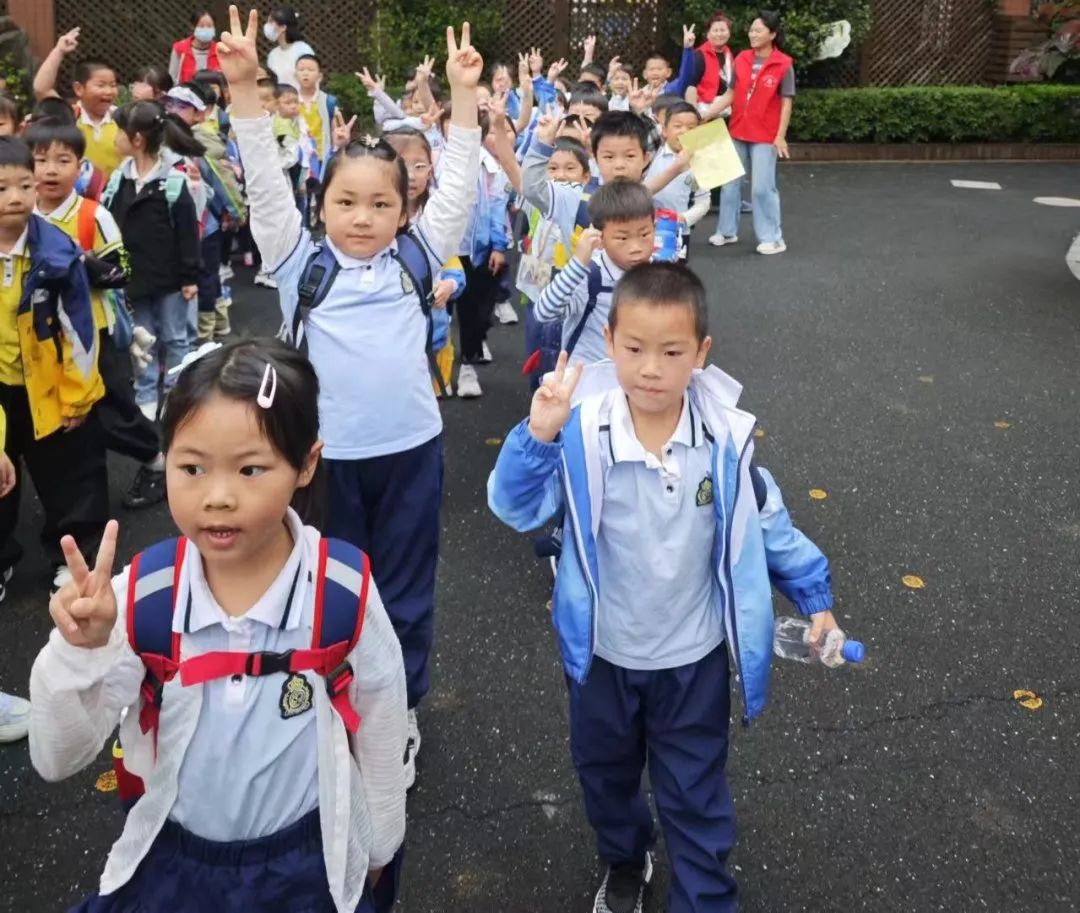 “初探小学,体验成长”——幼小衔接之参观馨家园学校系列活动 第12张