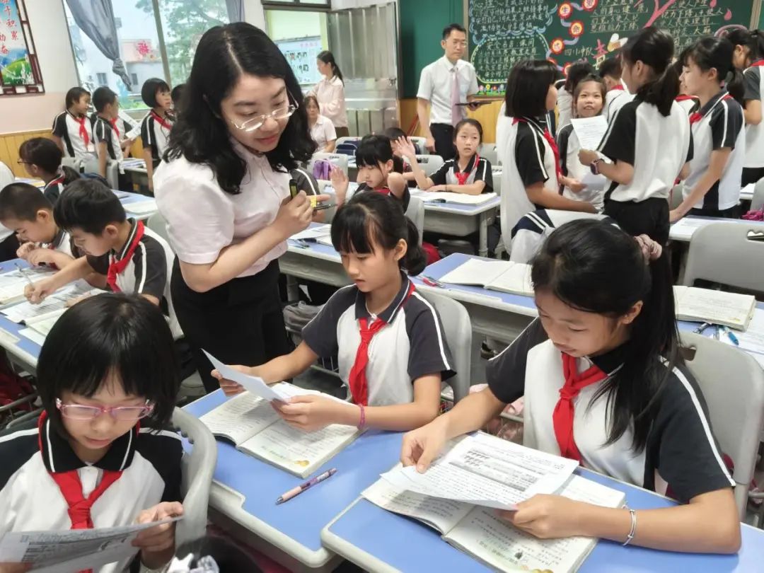 课改赋能新课堂——记勒流众涌小学“我的幸福成长密码”教师专业发展论坛活动 第6张