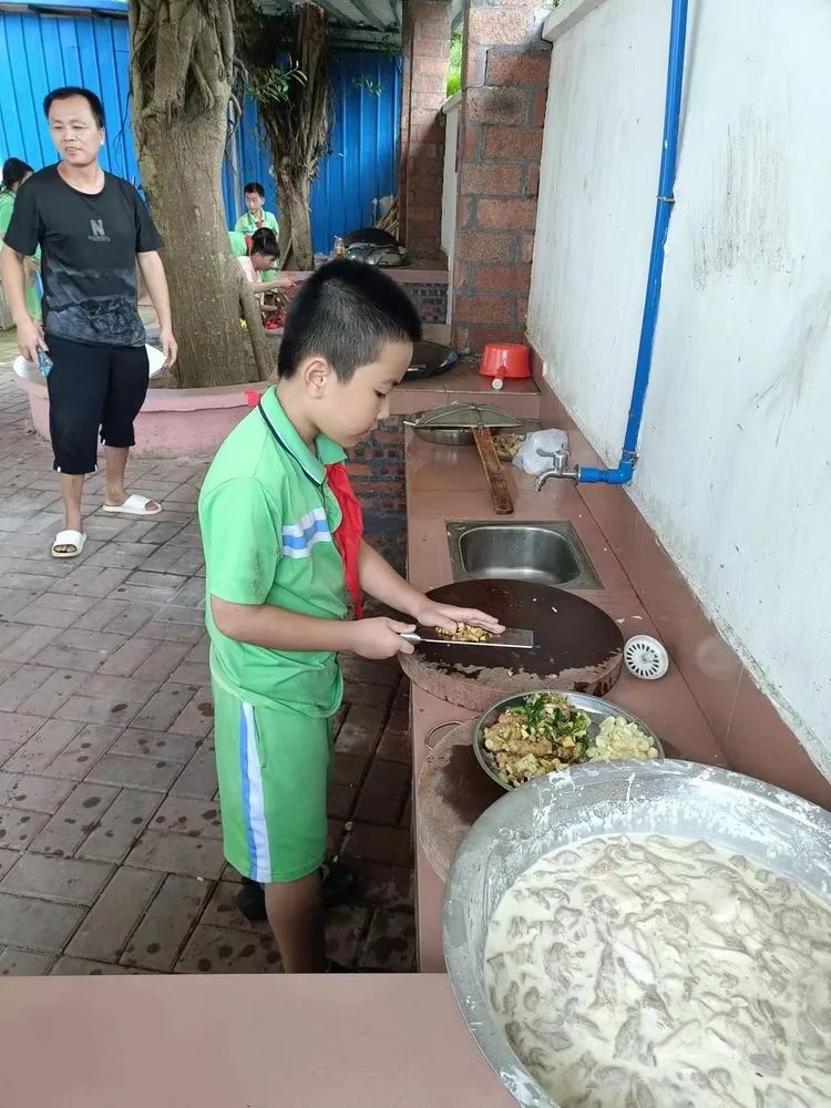 劳动点亮夏天,实践成就梦想——黄场小学三2班童年炊烟实践活动 第15张