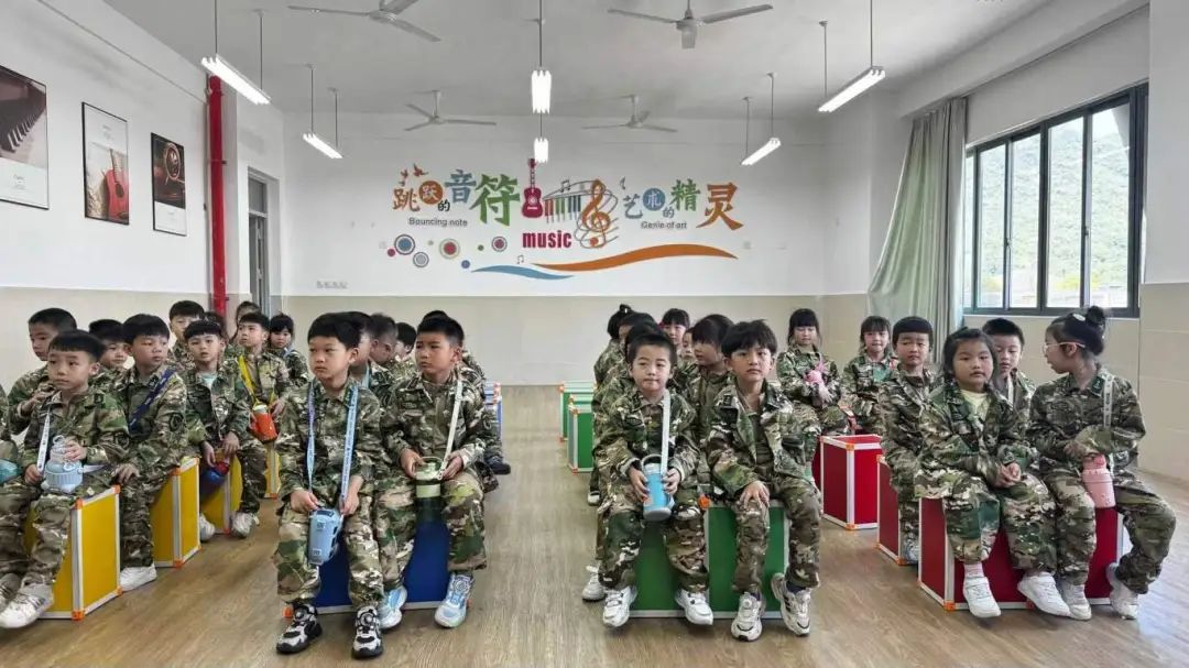 【学前教育宣传月】赴成长之约,启小学之旅——敖江微微幼儿园参观小学系列活动 第37张