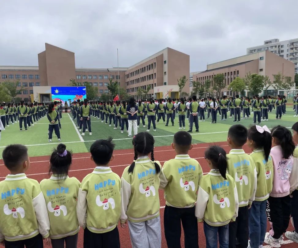 【靖海之星教育集团】【幼儿成长】走进小学,初探成长——彭镇幼儿园大班组参观小学活动 第7张