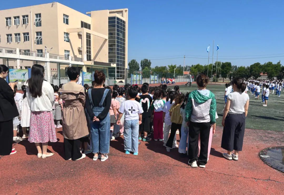 【幼小衔接】大白庄小学联合大白庄镇中心幼儿园开展了“探秘小学,快乐衔接”的活动 第2张