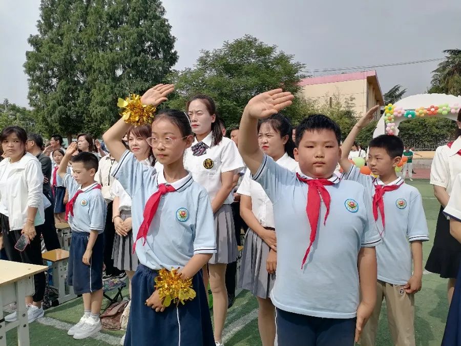 不负时光  感恩成长——杨陵区张家岗小学举行2020级学生“十岁成长礼”活动 第76张