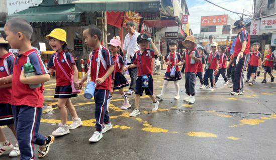 初探小学“幼”见成长——大沥佰星幼儿园走进盐步中心小学幼小衔接活动 第5张