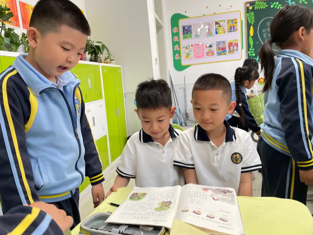 初探小学 礼遇成长--凯歌幼儿园幼小衔接活动之参观小学 第37张