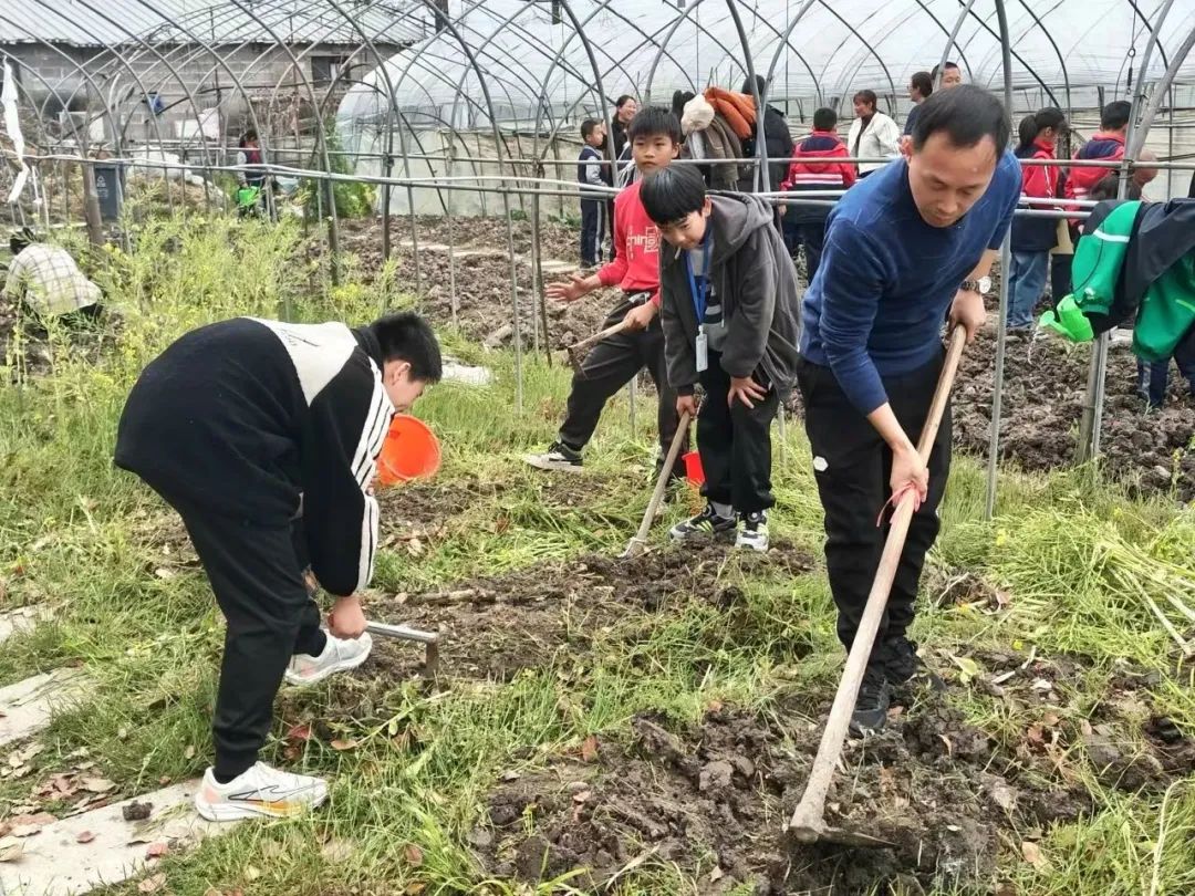 燎原教研 | 燎原小学与郭溪七小举行语数英科研修活动 第25张