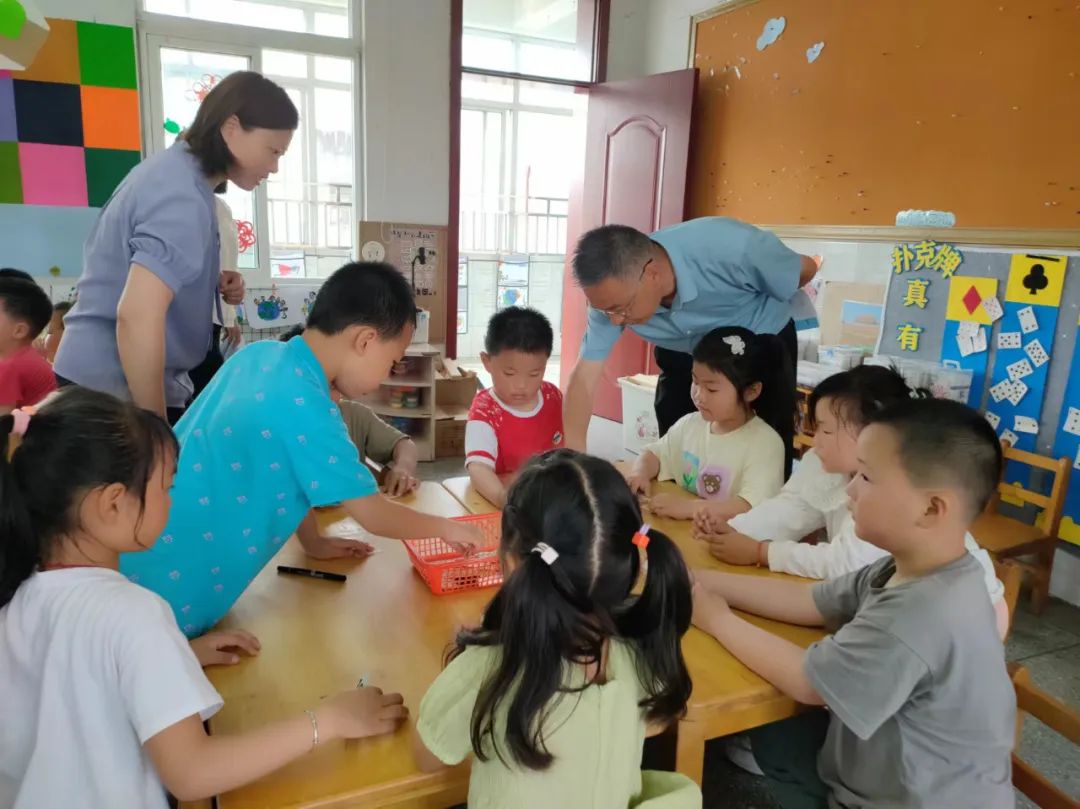 小幼共研话衔接  双向奔赴促成长——汪群小学、汪群幼儿园联合开展小幼衔接暨小幼课程研讨活动 第11张