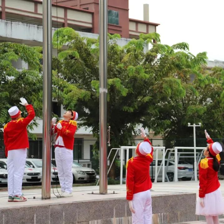 探秘小学  启程未来——乐东县第二幼儿园参观小学活动 第20张