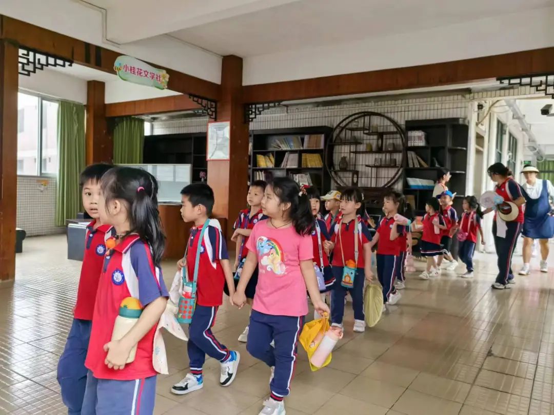 初探小学“幼”见成长——大沥佰星幼儿园走进盐步中心小学幼小衔接活动 第23张