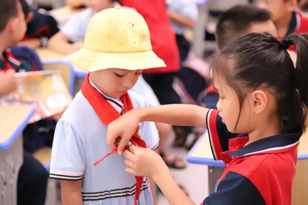 探秘小学  启程未来——乐东县第二幼儿园参观小学活动 第33张