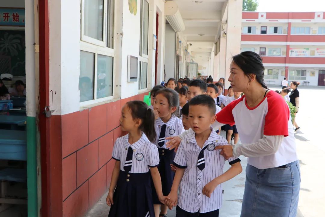 小学初体验、衔接零距离 | 后河镇中心小学邀请后河镇紫金幼儿园开展“幼升小”参观实践活动 第35张