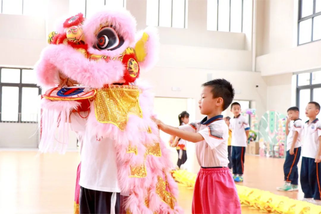 幼小衔接|“初遇小学,快乐启程”大班级幼儿走进小学活动 第39张