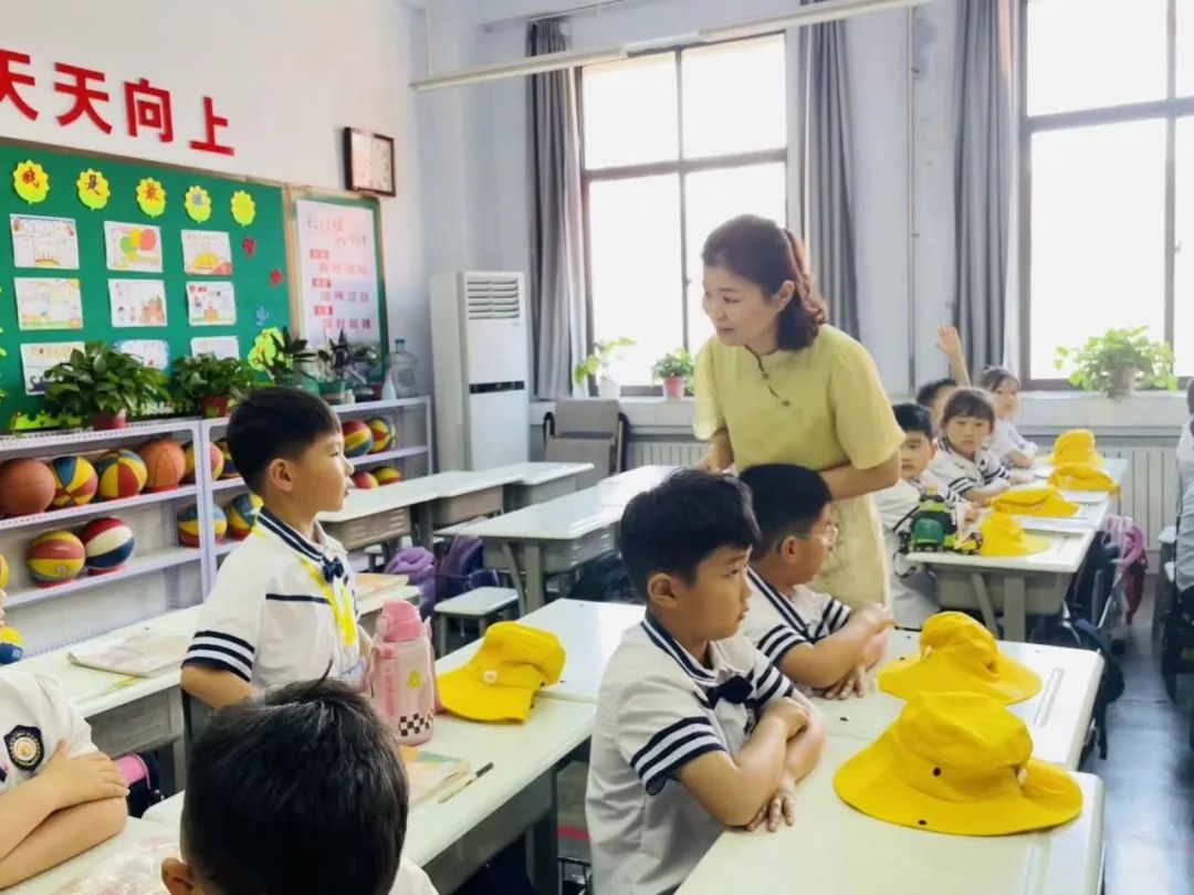 【园所动态】出发吧,“趣”小学——九曲街道中心幼儿园大班幼小衔接系列活动(三) 第24张