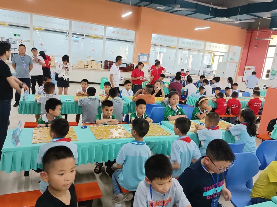 速递 | 玫瑰城小学在2024年重庆市青少年象棋团体赛中斩获佳绩! 第9张