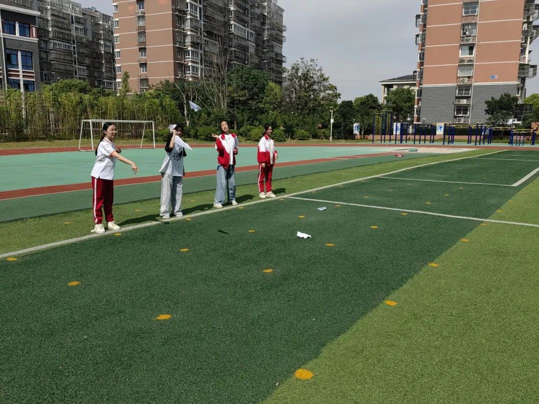 【张謇一小教育集团.五里树小学】南通市五里树小学科技活动周圆满落幕 第23张