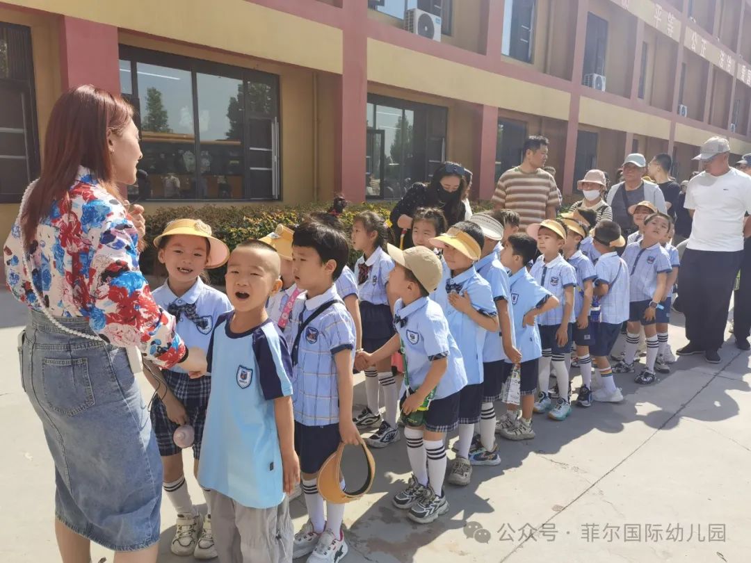 【参观小学】 你好,小学——开封市御景城幼儿园幼小衔接活动 第3张