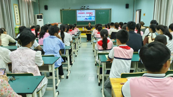 书香润家风,阅读伴成长——太和县民安路小学“智慧家长”公益课堂讲座 第1张