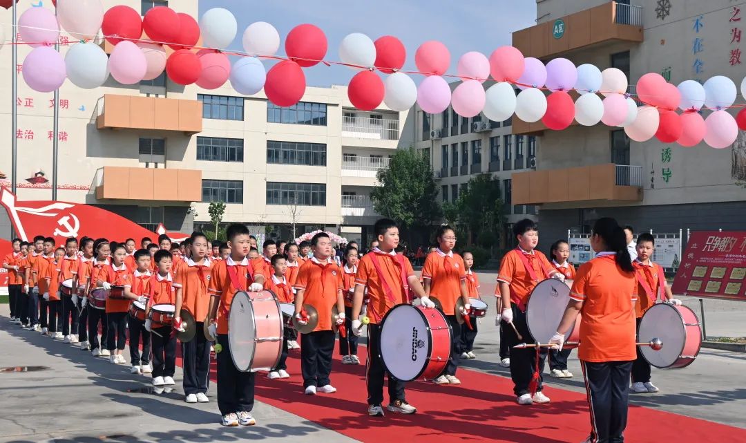 朱老庄镇中心小学举办教育教学展示活动 第7张