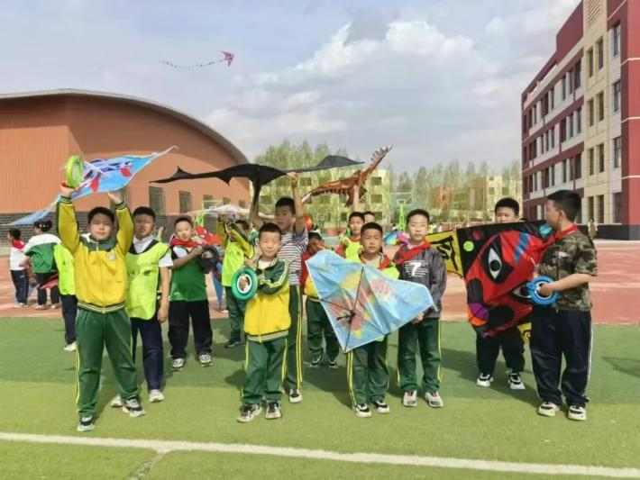 【创建义务教育优质均衡发展县】新世纪小学:根植和雅文化 建设和雅校园 第24张