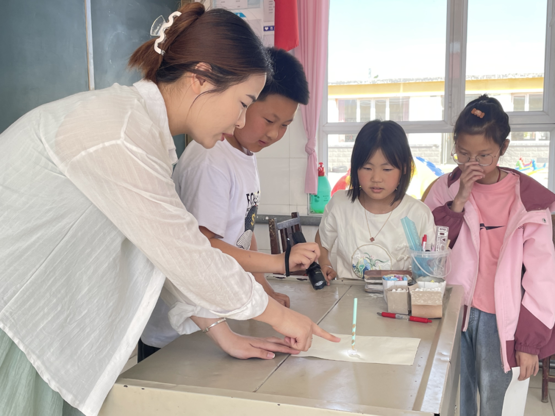 聚焦“双减”|奈曼旗东明学区苏日格小学开展探索科学知识活动 第2张