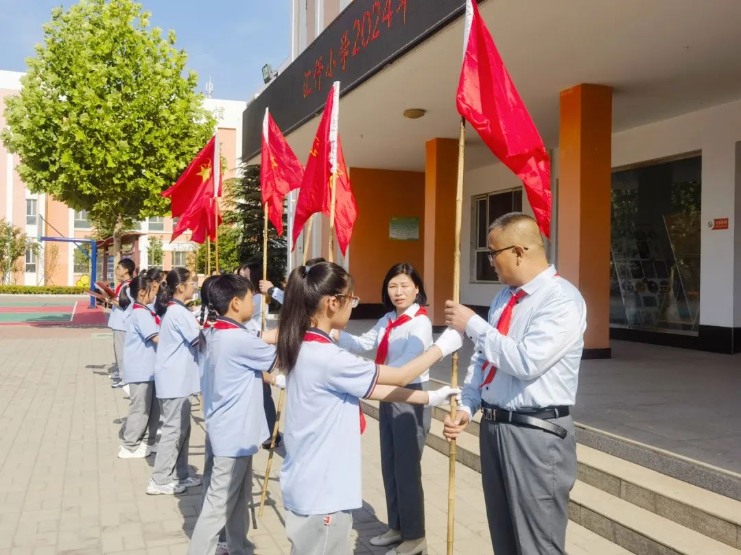 汇仟小学2024年“红领巾爱祖国”一年级新队员入队仪式 第63张